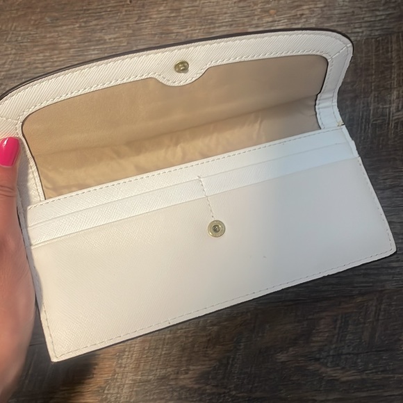 Small Coach wallet, never used - Picture 4 of 4